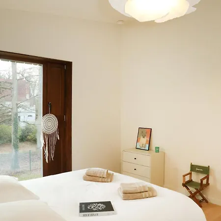 Forest House Eco-designed By La Boite En 빌라 *