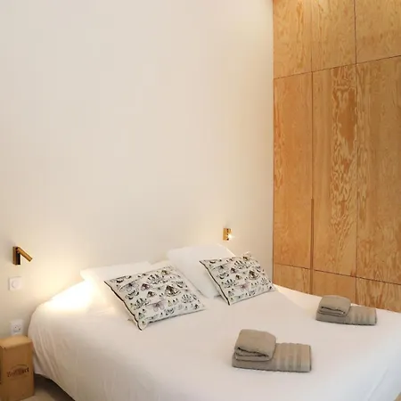 Forest House Eco-designed By La Boite En 빌라 *