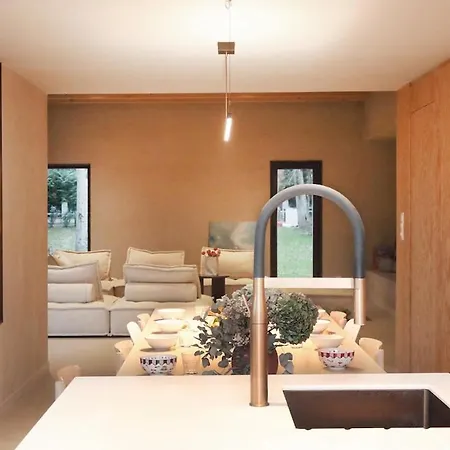Forest House Eco-designed By La Boite En * Lamorlaye